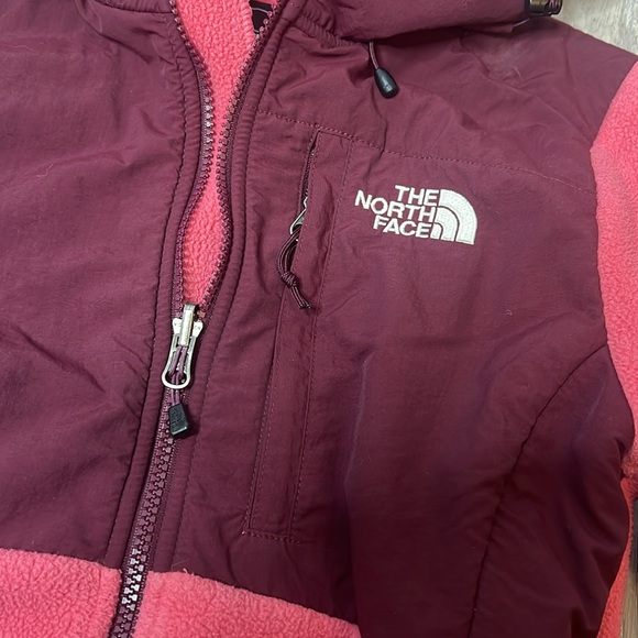 The North Face Womens Extra Small Denali Jacket Pink Maroon - Picture 2 of 11